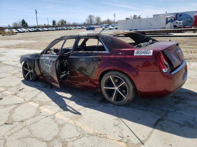 2C3CCAAG8HH512011 - 2017 CHRYSLER 300 LIMITED RED photo 2