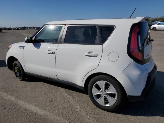 KNDJN2A21F7215436 - 2015 KIA SOUL WHITE photo 2