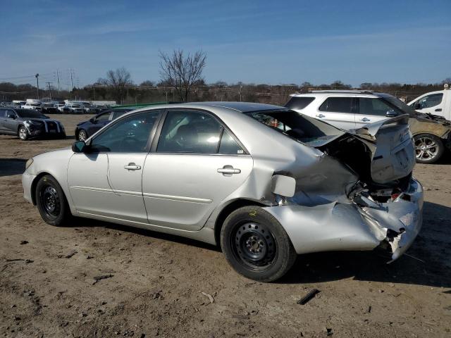 4T1BE32K05U051178 - 2005 TOYOTA CAMRY LE SILVER photo 2