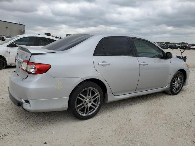 2T1BU4EE7CC761790 - 2012 TOYOTA COROLLA BASE SILVER photo 3