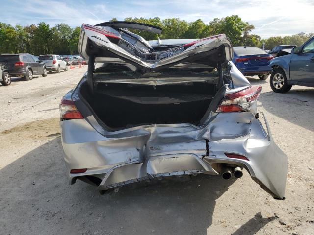 4T1G11AK3PU806222 - 2023 TOYOTA CAMRY SE NIGHT SHADE SILVER photo 6