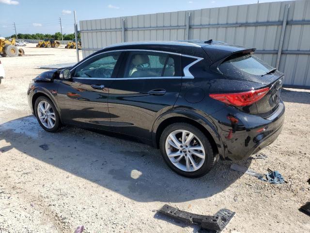 SJKCH5CP7JA055470 - 2018 INFINITI QX30 BASE BLACK photo 2