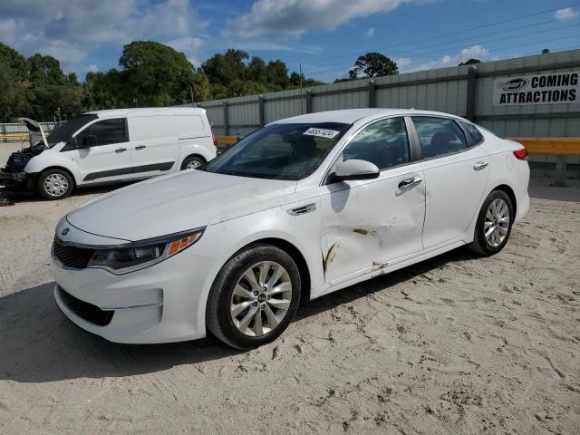 5XXGT4L35JG254211 - 2018 KIA OPTIMA LX WHITE photo 1