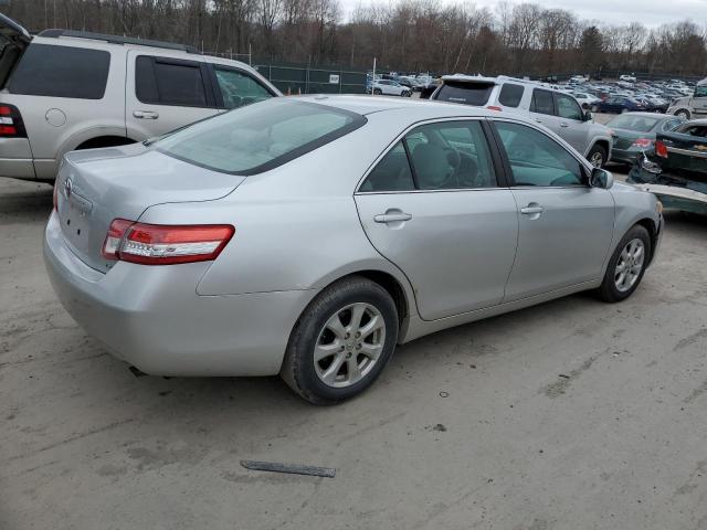 4T1BF3EK1BU673194 - 2011 TOYOTA CAMRY BASE SILVER photo 3