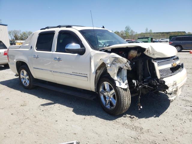 3GNTKGE75DG107768 - 2013 CHEVROLET AVALANCHE LTZ BEIGE photo 4