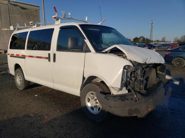 1GCGG25U971176163 - 2007 CHEVROLET EXPRESS WHITE photo 4