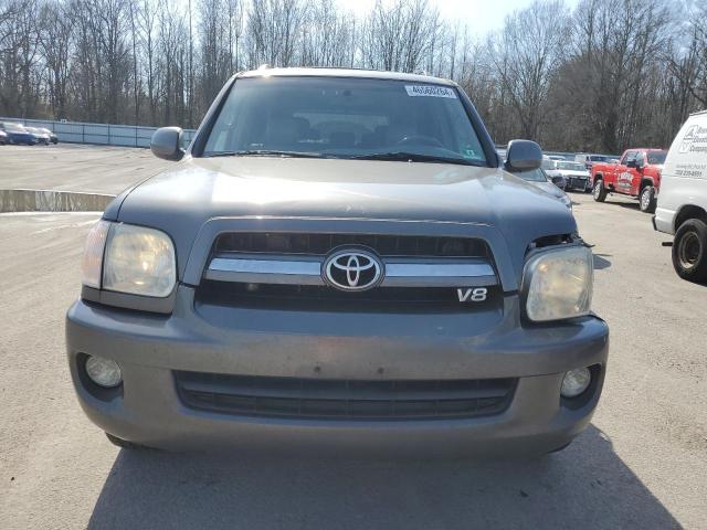 5TDBT44A85S253792 - 2005 TOYOTA SEQUOIA SR5 GRAY photo 5