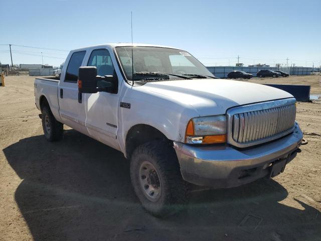 3FTNW21F61MA04779 - 2001 FORD F250 SUPER DUTY WHITE photo 4