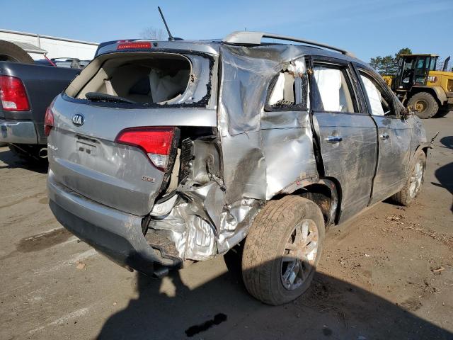 5XYKT4A77FG593569 - 2015 KIA SORENTO LX SILVER photo 3