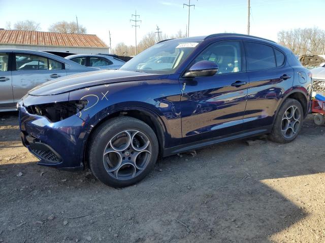 ZASFAKPN9J7B77389 - 2018 ALFA ROMEO STELVIO SPORT BLUE photo 1