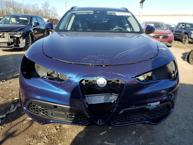 ZASFAKPN9J7B77389 - 2018 ALFA ROMEO STELVIO SPORT ლურჯი ფოტო 5