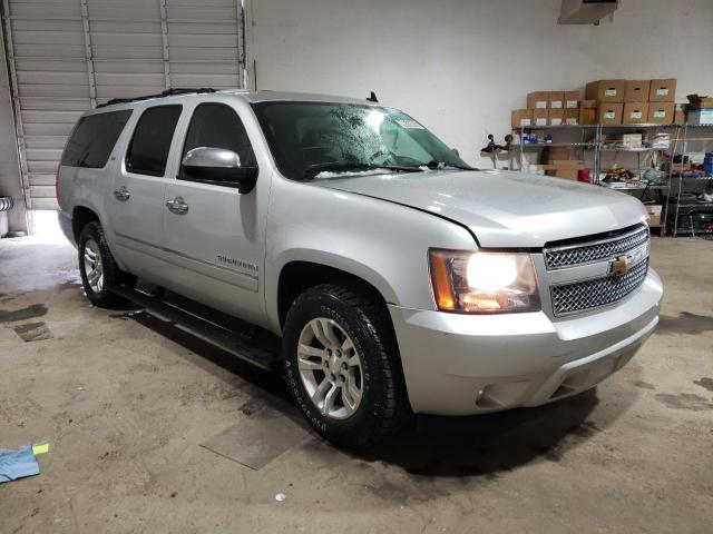 1GNUKKE31AR282079 - 2010 CHEVROLET SUBURBAN K1500 LTZ SILVER photo 4