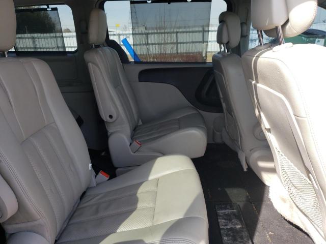 2C4RC1CG6DR641520 - 2013 CHRYSLER TOWN & COU TOURING L RED photo 11