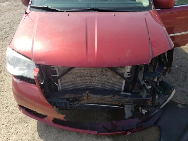 2C4RC1CG6DR641520 - 2013 CHRYSLER TOWN & COU TOURING L RED photo 12