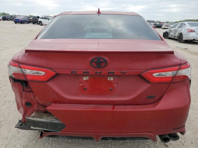 4T1G11AK6LU390435 - 2020 TOYOTA CAMRY SE RED photo 6