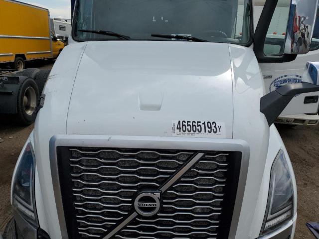 4V4NC9EH9MN275671 - 2021 VOLVO VN VNL WHITE photo 7