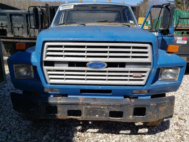 1FDNF70H0FVA57096 - 1985 FORD F700 BLUE photo 7