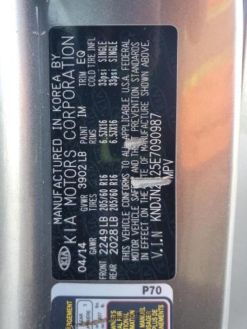 KNDJN2A25E7090987 - 2014 KIA SOUL GRAY photo 12