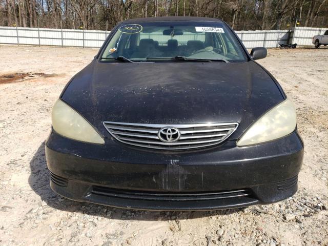 4T1BF32K95U082233 - 2005 TOYOTA CAMRY LE BLACK photo 5