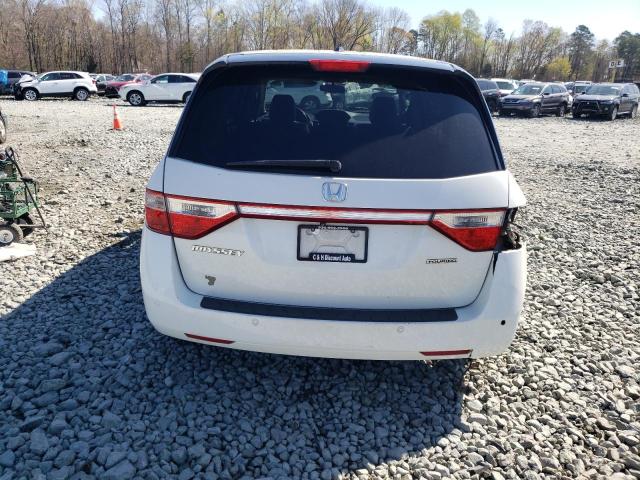 5FNRL5H92DB005738 - 2013 HONDA ODYSSEY TOURING WHITE photo 6