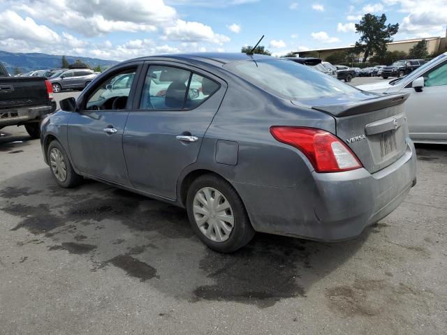 3N1CN7AP1GL828478 - 2016 NISSAN VERSA S GRAY photo 2