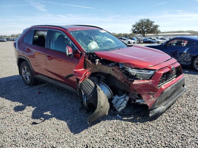 2T3P1RFV4PW332855 - 2023 TOYOTA RAV4 XLE RED photo 4