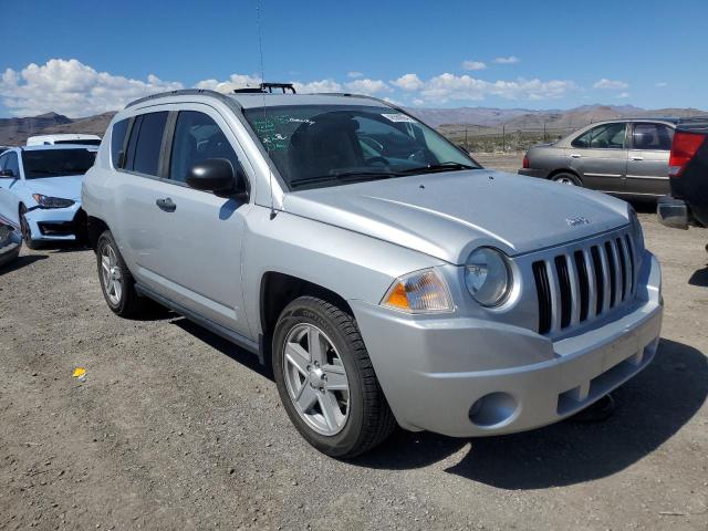 1J8FT47W27D190155 - 2007 JEEP COMPASS SILVER photo 4