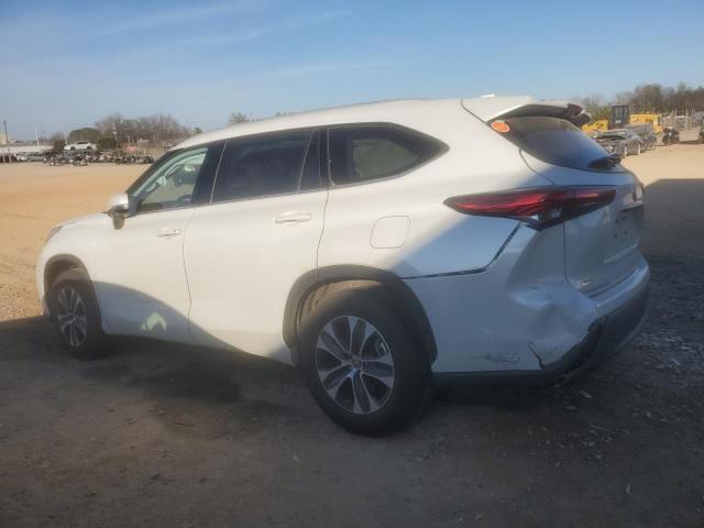 5TDGZRAH4NS557463 - 2022 TOYOTA HIGHLANDER XLE 白色 照片 2