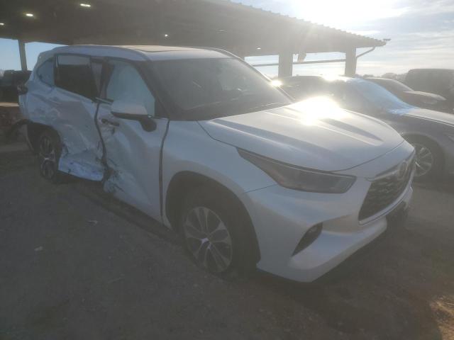 5TDGZRAH4NS557463 - 2022 TOYOTA HIGHLANDER XLE 白色 照片 4