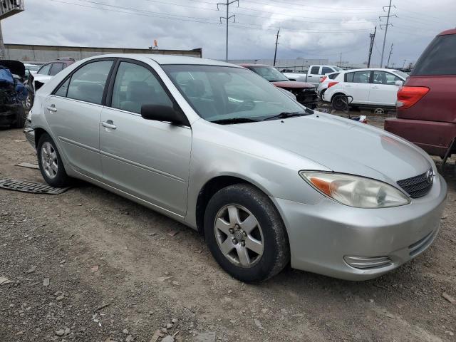 JTDBE32K130221959 - 2003 TOYOTA CAMRY LE SILVER photo 4