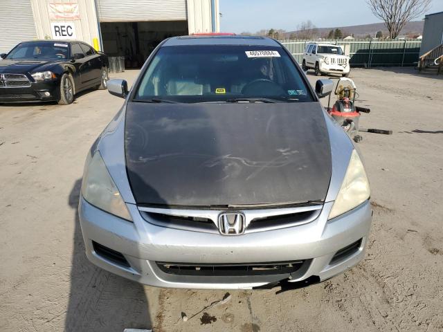 1HGCM66547A059727 - 2007 HONDA ACCORD EX SILVER photo 5