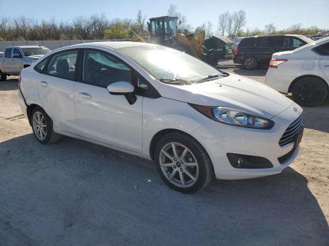 3FADP4BJ7KM149019 - 2019 FORD FIESTA SE WHITE photo 4