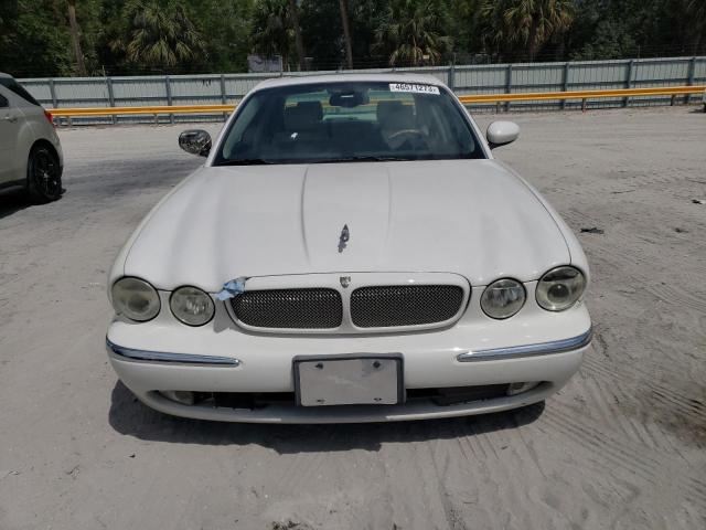 SAJWA73B74TG16719 - 2004 JAGUAR XJR S WHITE photo 5