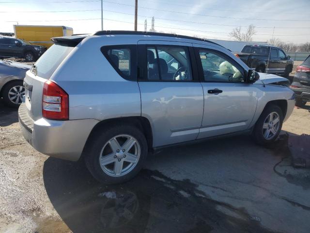 1J4NT4FB1AD504199 - 2010 JEEP COMPASS SPORT SILVER photo 3