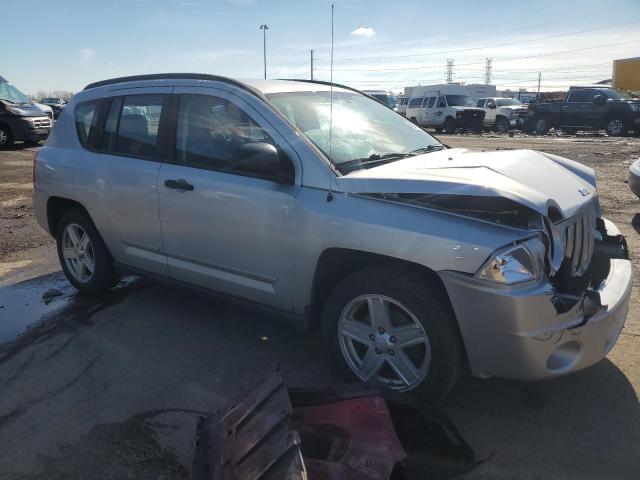 1J4NT4FB1AD504199 - 2010 JEEP COMPASS SPORT SILVER photo 4