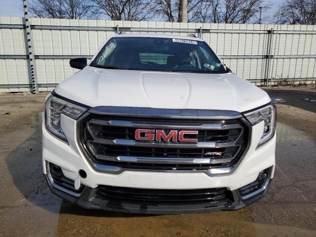 3GKALYEG6PL247931 - 2023 GMC TERRAIN AT4 WHITE photo 5