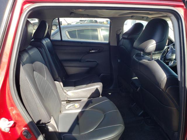 5TDGZRBH6NS573534 - 2022 TOYOTA HIGHLANDER XLE BROWN photo 11