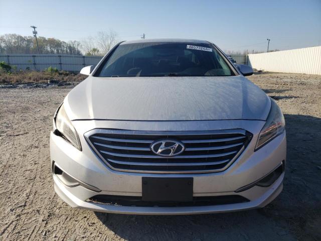 5NPE24AFXGH383923 - 2016 HYUNDAI SONATA SE SILVER photo 5