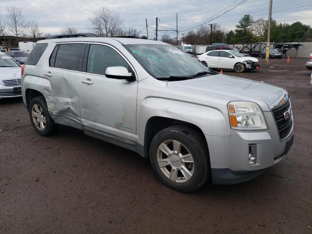 2GKALUEKXD6276197 - 2013 GMC TERRAIN SLT SILVER photo 4