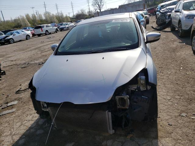 1FADP3N27EL448207 - 2014 FORD FOCUS TITANIUM SILVER photo 5