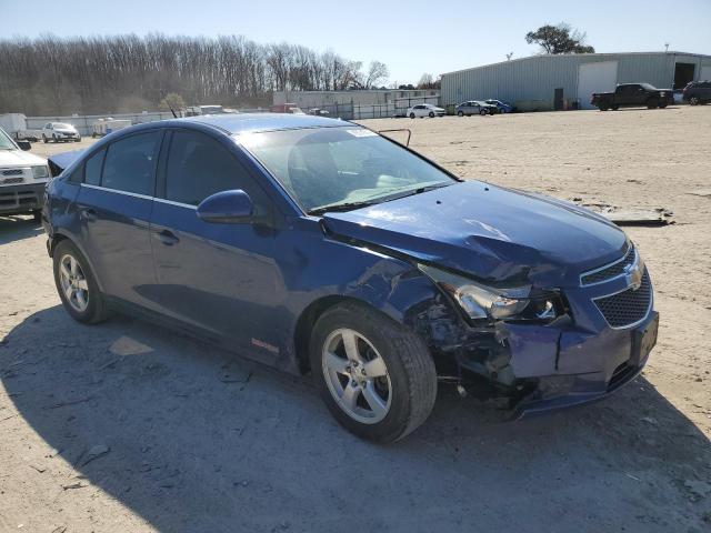 1G1PD5SB8D7265169 - 2013 CHEVROLET CRUZE LT BLUE photo 4