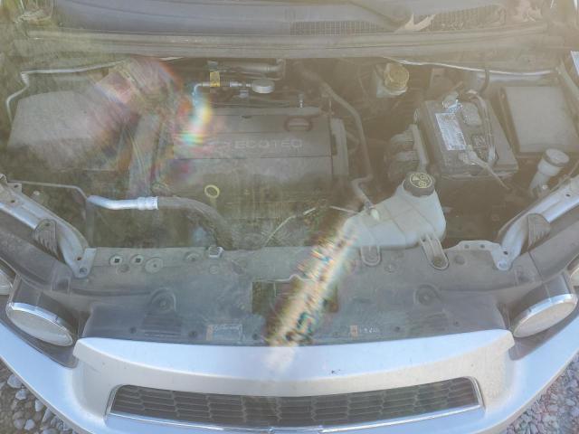 1G1JB5SH2C4152334 - 2012 CHEVROLET SONIC LS ვერცხლისფერი ფოტო 11