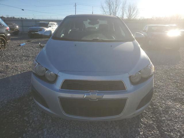 1G1JB5SH2C4152334 - 2012 CHEVROLET SONIC LS ვერცხლისფერი ფოტო 5