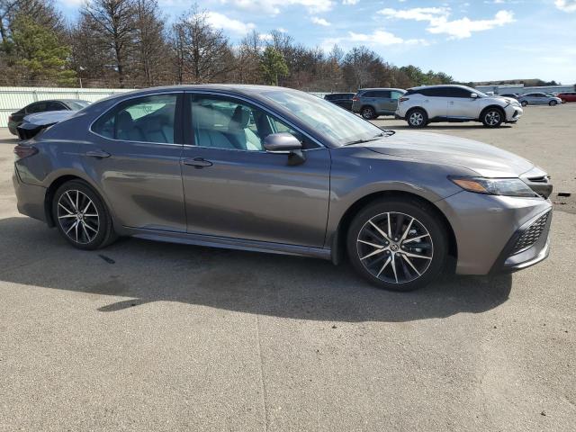 4T1S31AK8RU622028 - 2024 TOYOTA CAMRY SE NIGHT SHADE GRAY photo 4
