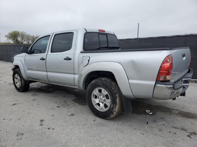 3TMJU62N78M066008 - 2008 TOYOTA TACOMA DOUBLE CAB PRERUNNER SILVER photo 2