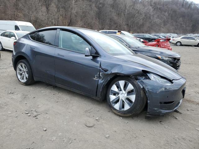 7SAYGDEE4NF365190 - 2022 TESLA MODEL Y GRAY photo 4