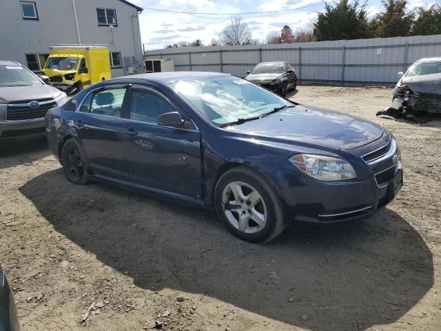 1G1ZG57B79F256498 - 2009 CHEVROLET MALIBU LS BLUE photo 4