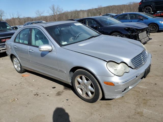 WDBRF61J43F359996 - 2003 MERCEDES-BENZ C 240 SILVER photo 4