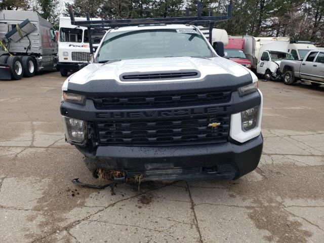 1GB3YSEY2NF135764 - 2022 CHEVROLET SILVERADO K3500 WHITE photo 5