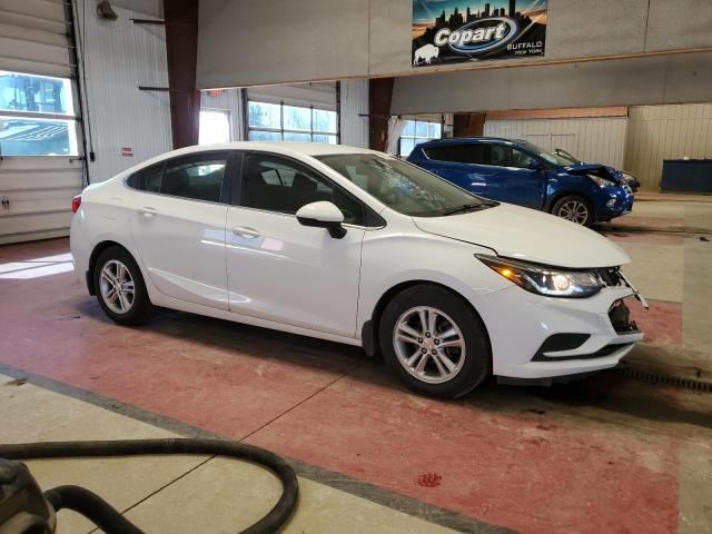 1G1BE5SM7J7117678 - 2018 CHEVROLET CRUZE LT WHITE photo 4